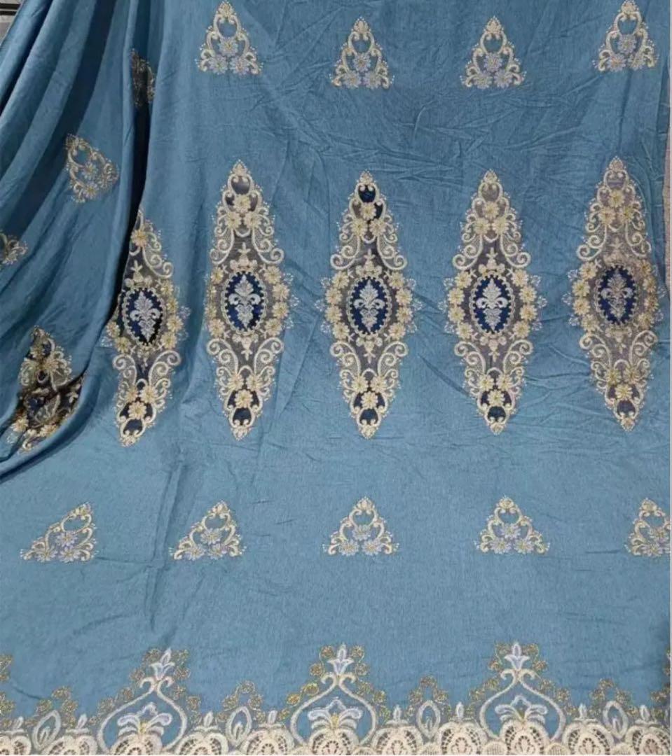 ドレープカーテン　刺繍柄　オーダーカーテン