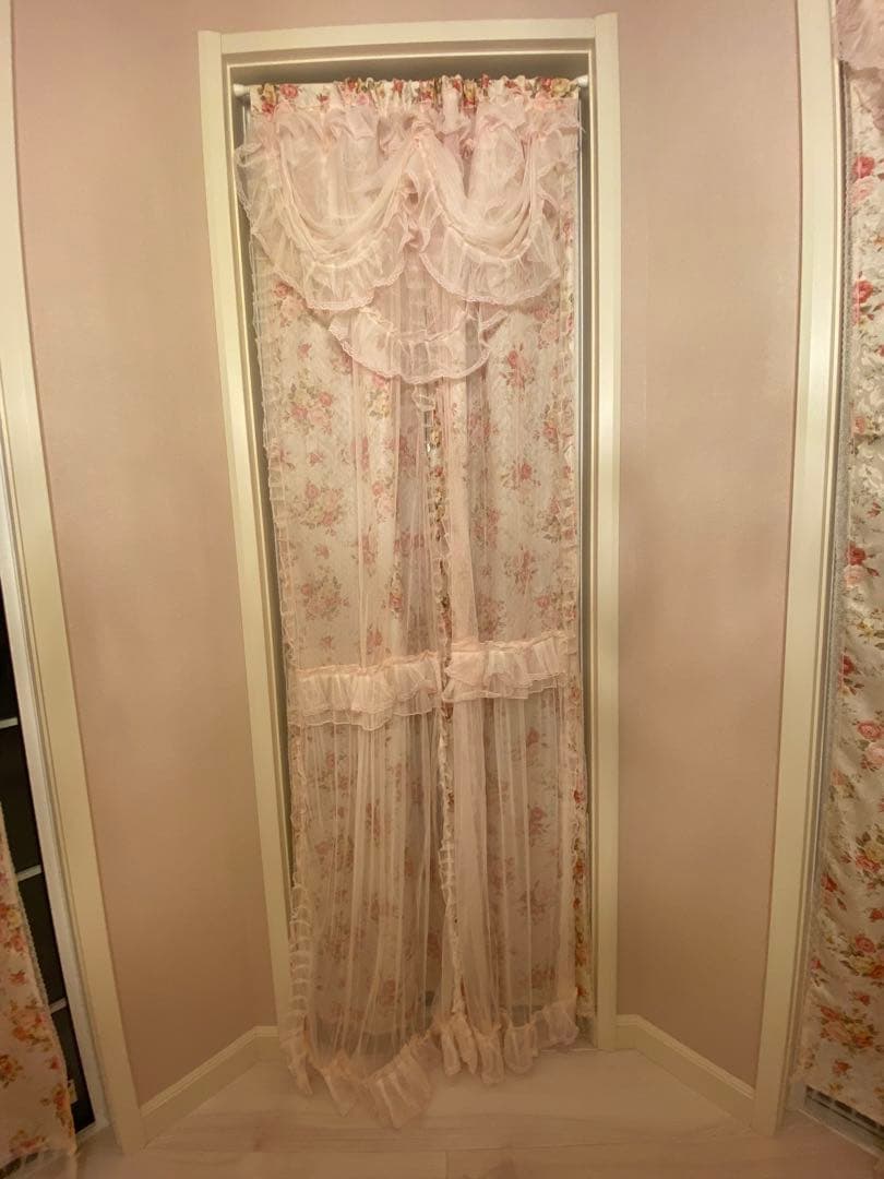 プリンセスカーテン　ノレン　フリル　ピンク　3個