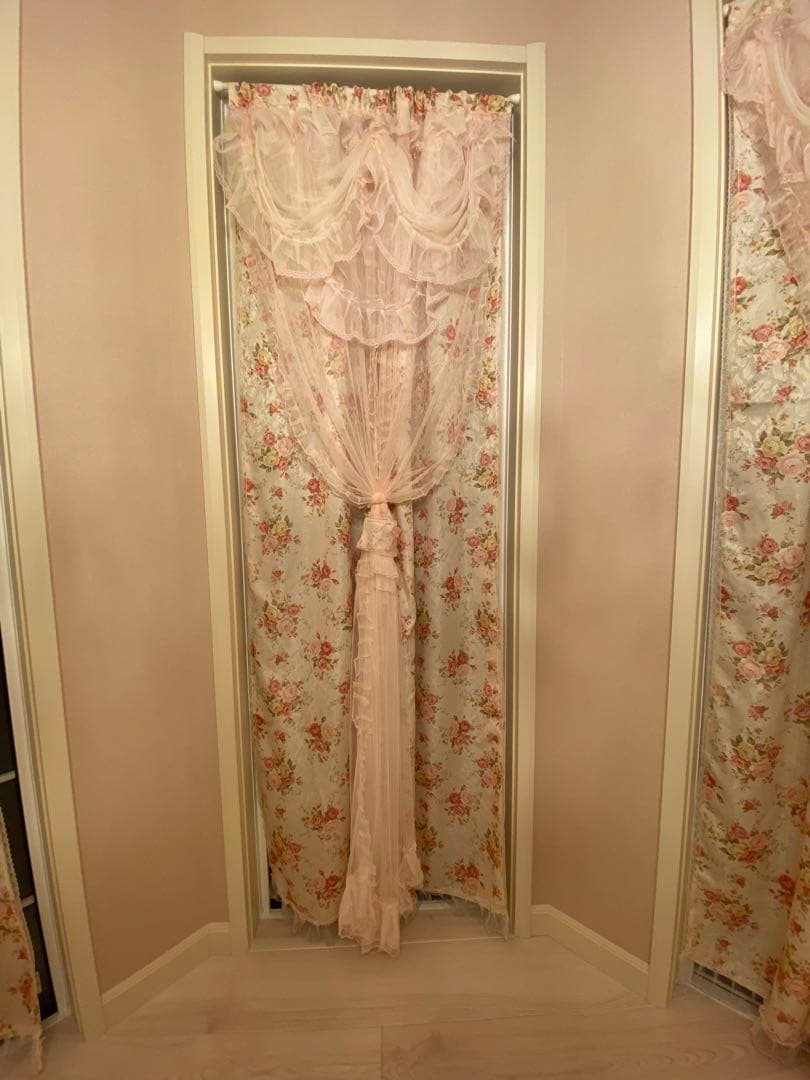 プリンセスカーテン　ノレン　フリル　ピンク　3個