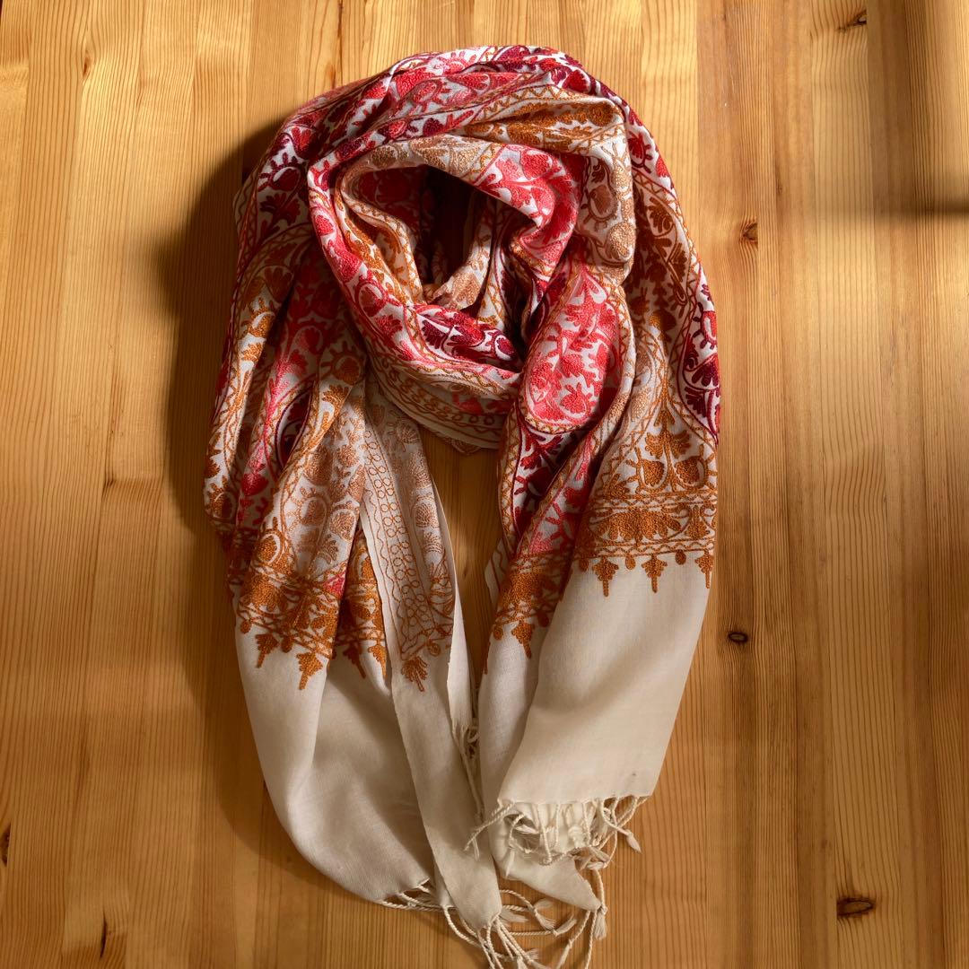 最終値下げ！総刺繍ストール　カシミヤコットン