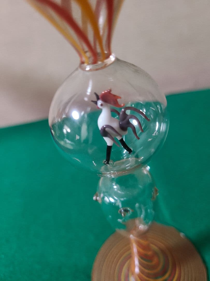 オーストリアアンティークグラス　ビミニレース吹きガラス　ニワトリ