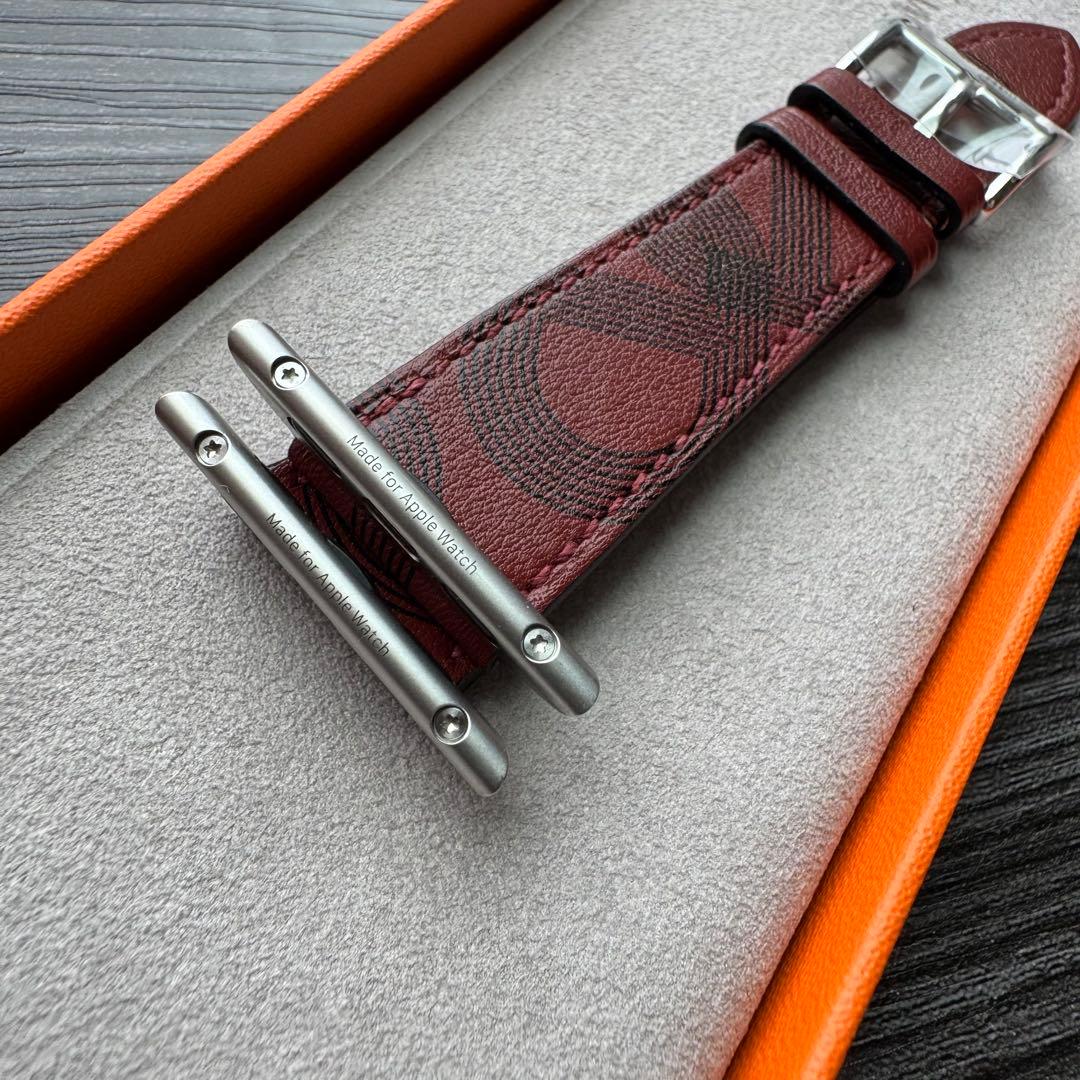 2565 未使用　Apple Watch エルメス　サーキット　ルージュ　レザー