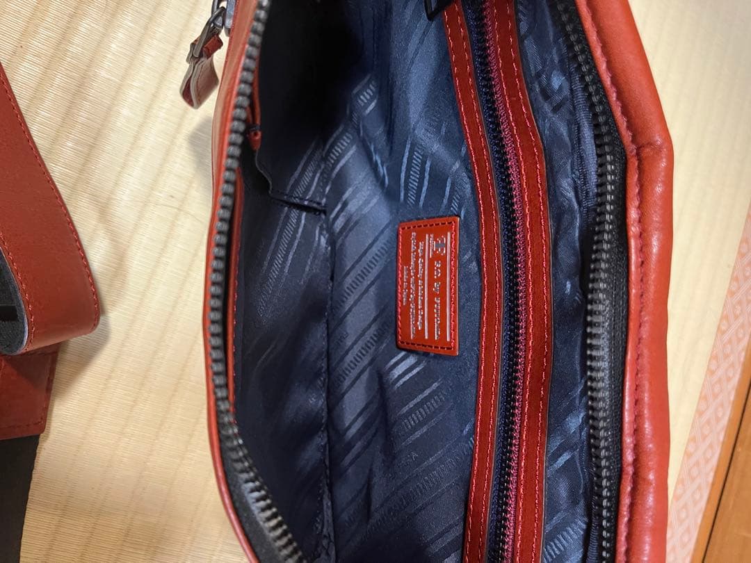 FUJITAKA ワンショルダーバッグ　レッド