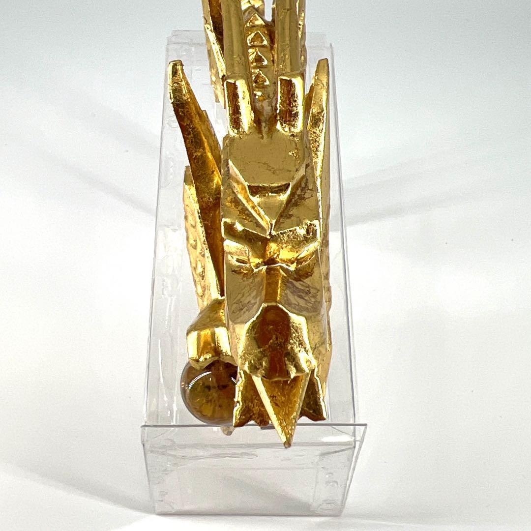 端午の節句　飾竜頭木彫金箔張り水晶玉付き