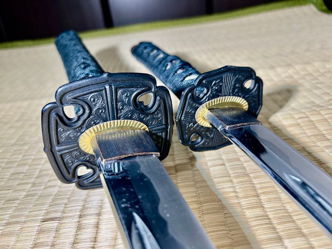 模造刀 太刀 脇差し 2本セット！　※刀身に樋あり（バラ売り不可）