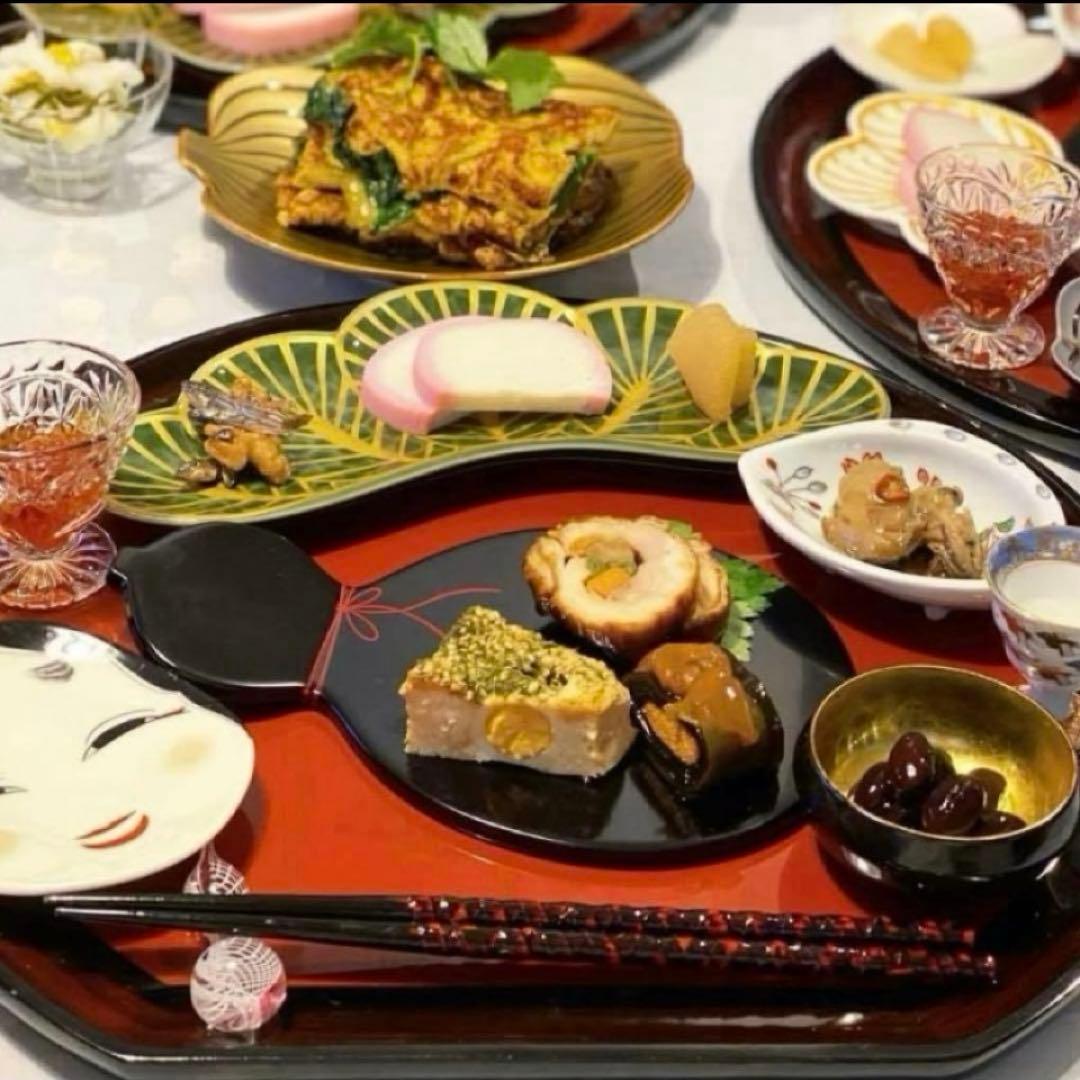 【新品】【大人気】有田焼幸楽窯 錦茶緑金松葉形前菜皿3枚セット　縁起物