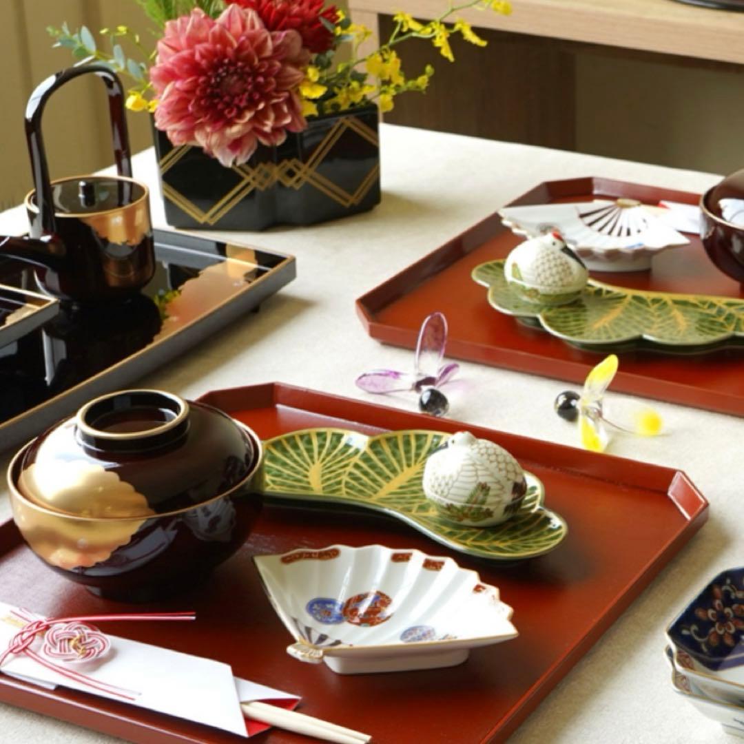 【新品】【大人気】有田焼幸楽窯 錦茶緑金松葉形前菜皿3枚セット　縁起物