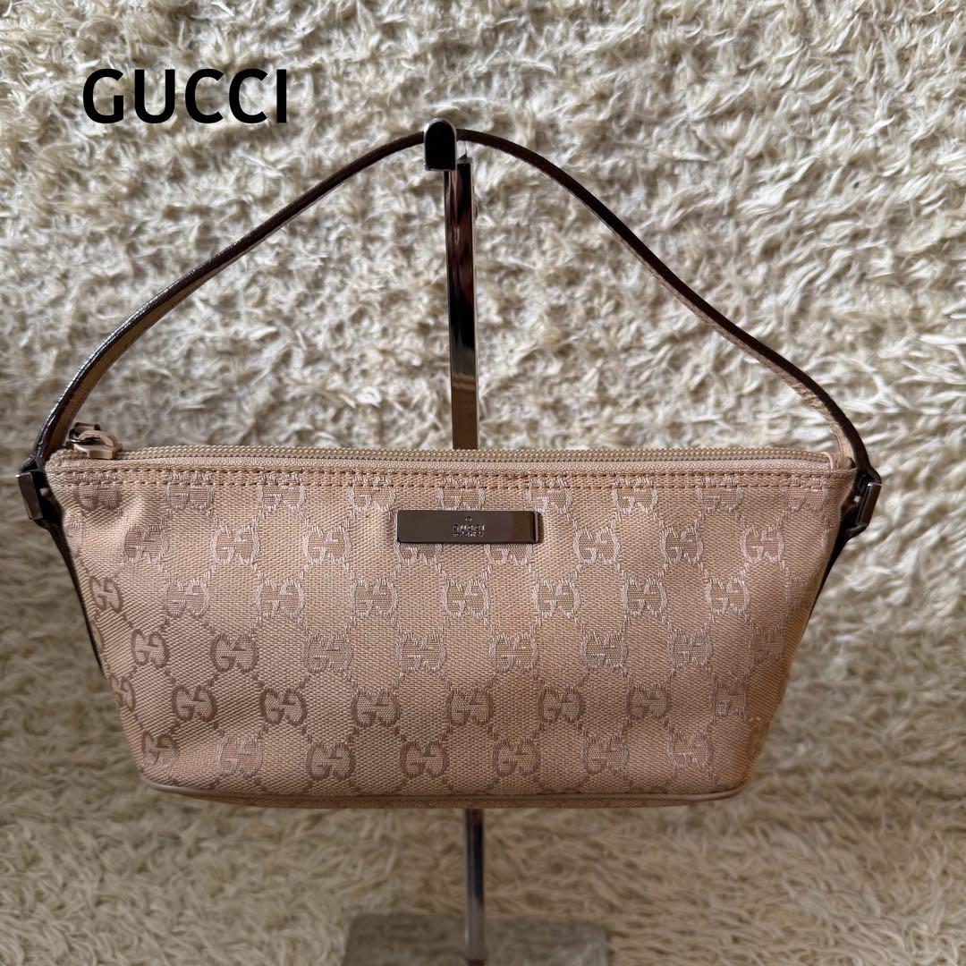 ☆美品☆GUCCI グッチ　アクセサリーポーチ　ショルダーバック　GG　ベージュ