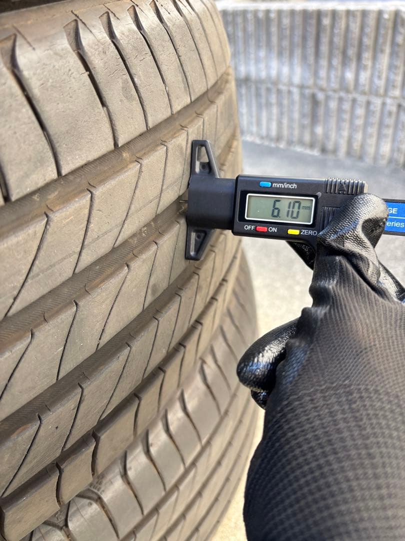 ②225/50R18 ミシュラン　プライマシー4 4本のうち２本