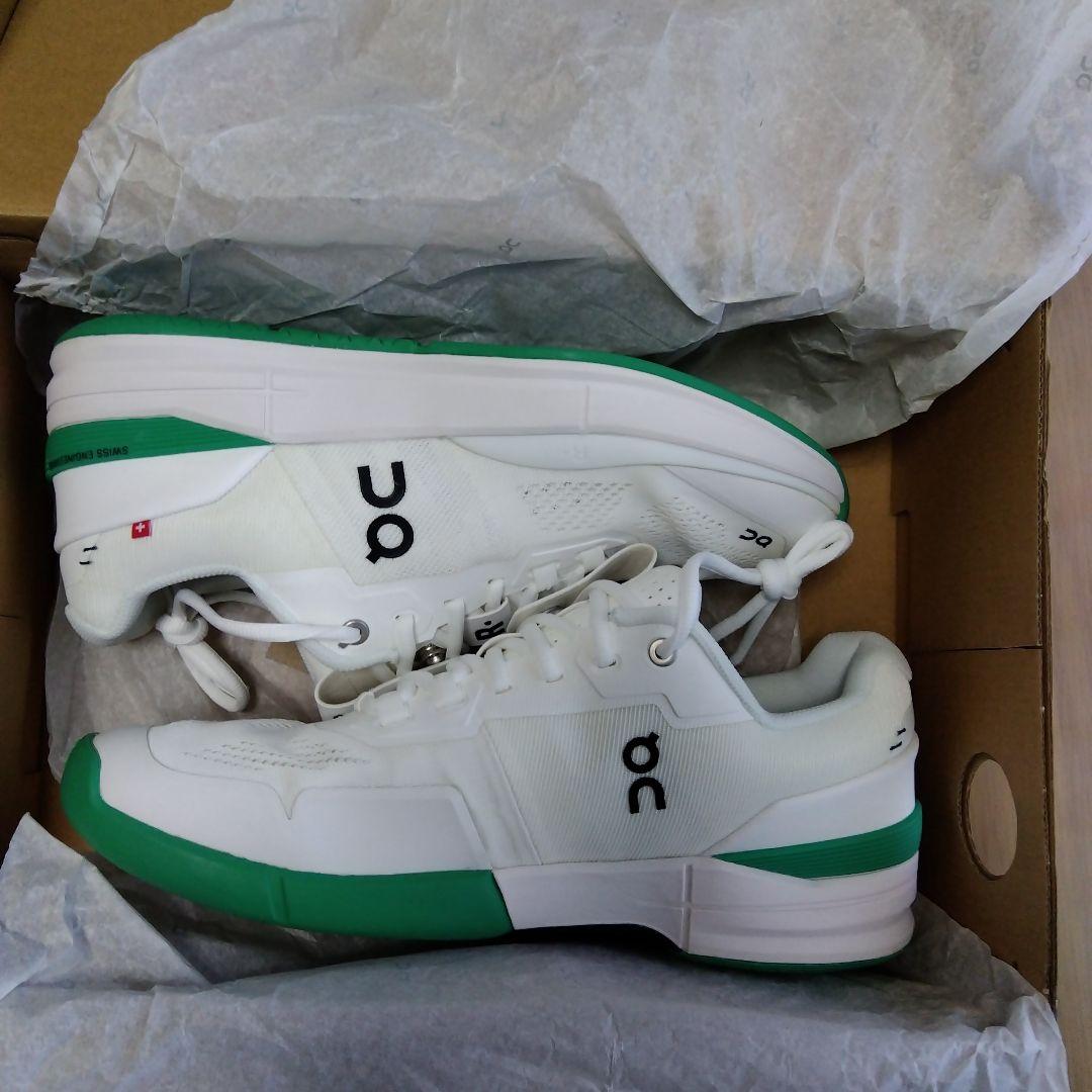 新品On ロジャープロ ホワイト/グリーン２７センチ