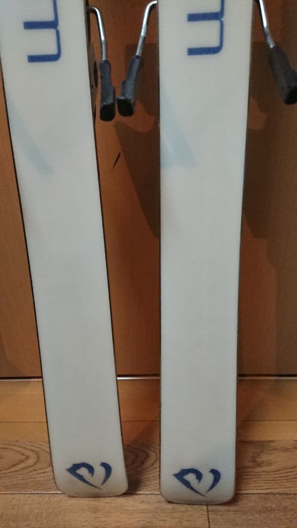 ID ONE MR-J 140㎝ ソール約265～285㎜ モーグル スキー板