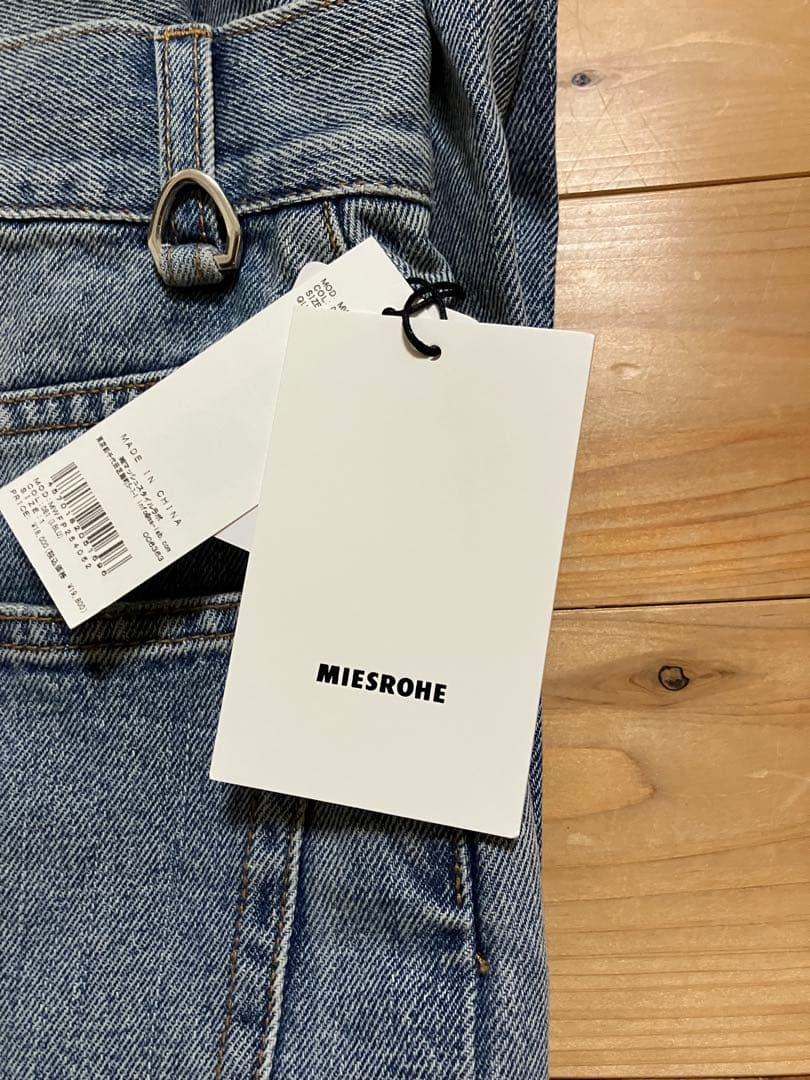ミースロエ　ジーンズ　デニムパンツ　新品未使用　金子綾
