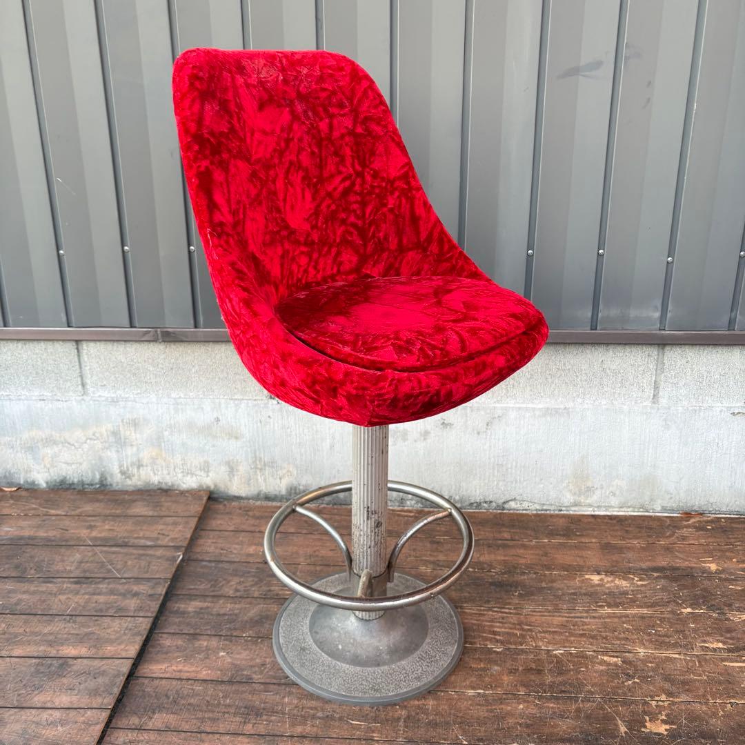 ①昭和レトロ 回転式バーチェア ベロア 赤 ビンテージ スナック椅子 ベルベット