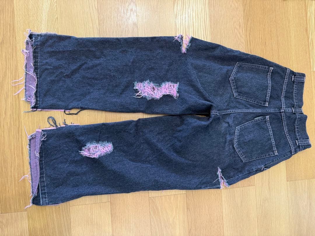 美品　渡辺直美&YOPPY 10 TEN ダメージ加工ダークグレー デニムパンツ