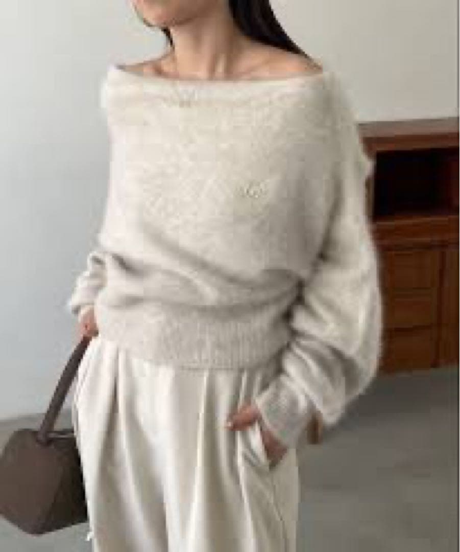 capricieuxlemageFOXカシミアドルマリンニット