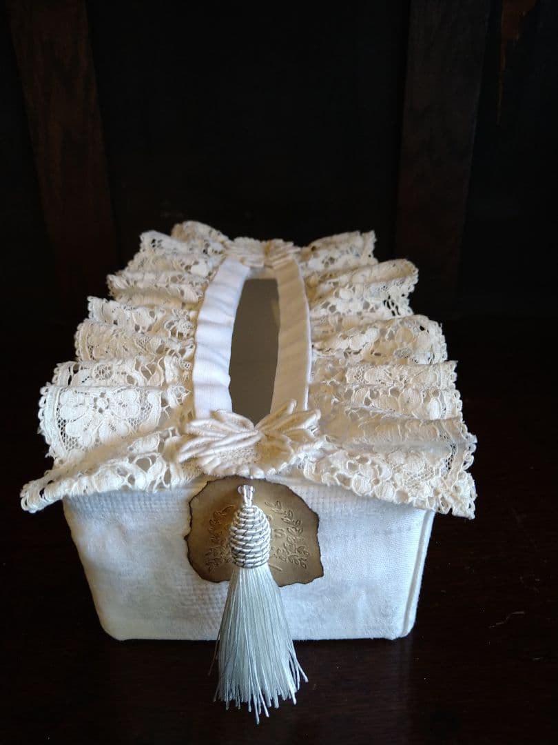 〜Sold〜★フランスアンティーク★ラッフルデザイン★ティッシュケース★