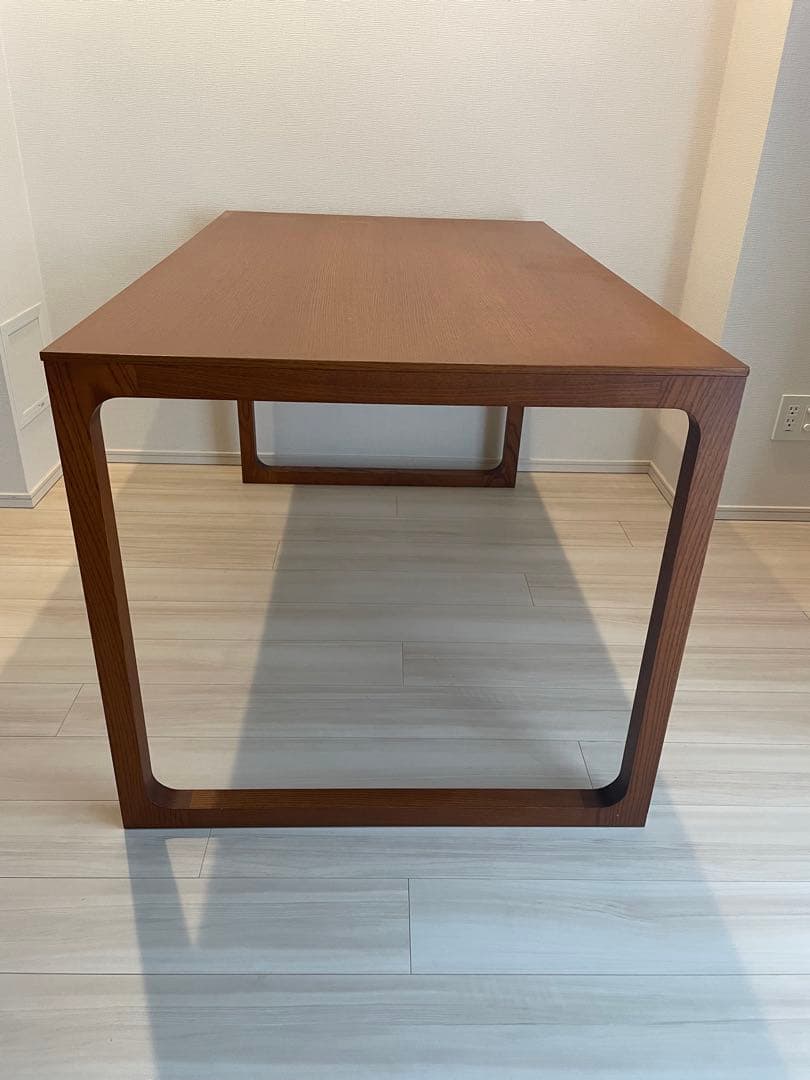 IDEE マルーダイニングテーブル