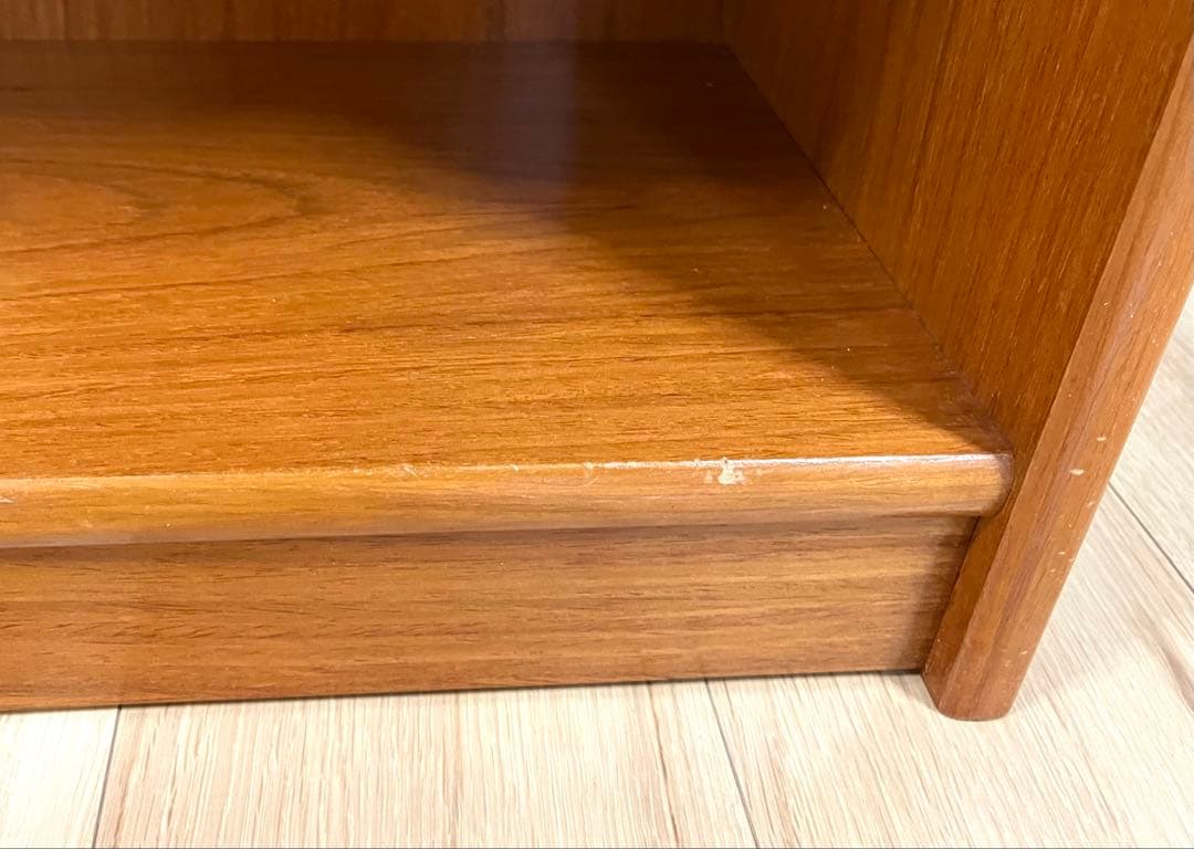 再出品　木目が綺麗な本棚　飾り棚にも使えます　即購入OK