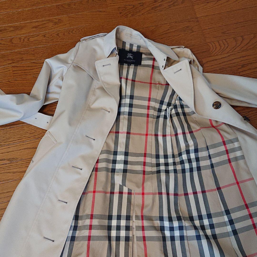 ぐ*り様 バーバリー トレンチコート38