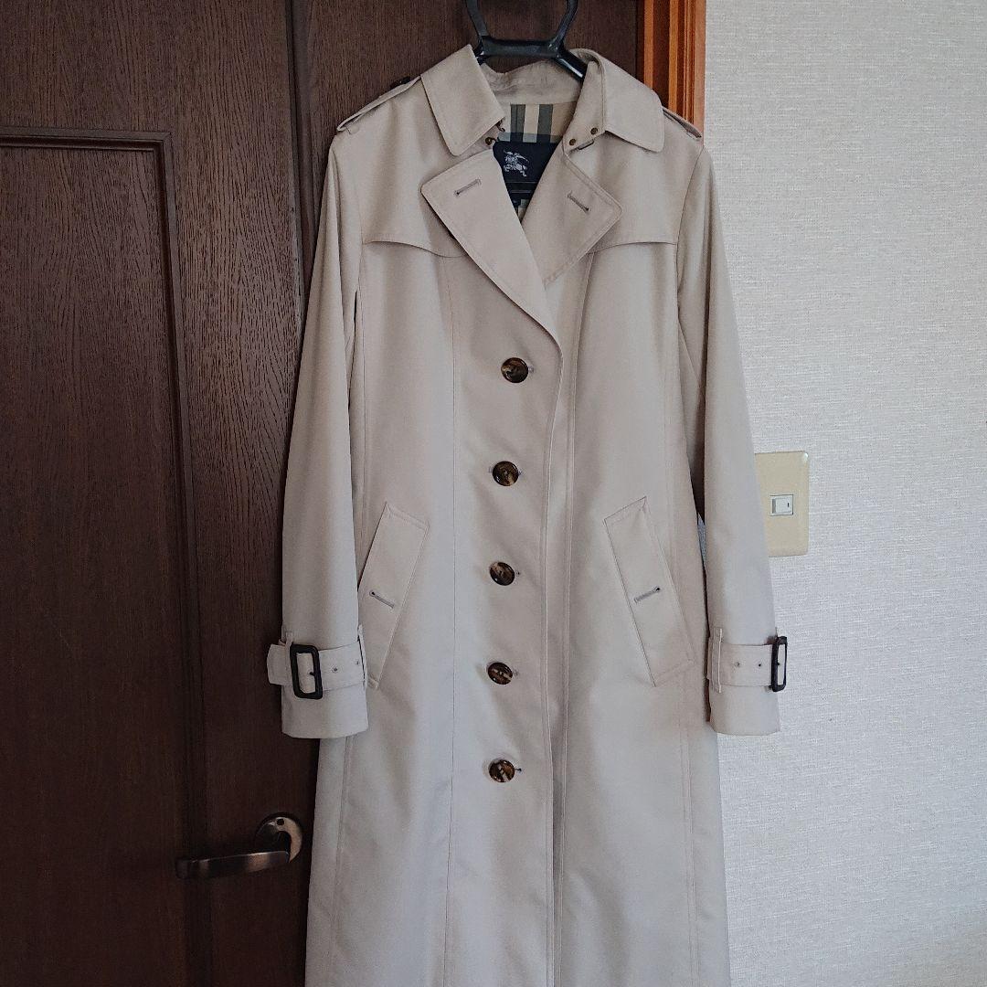 ぐ*り様 バーバリー トレンチコート38