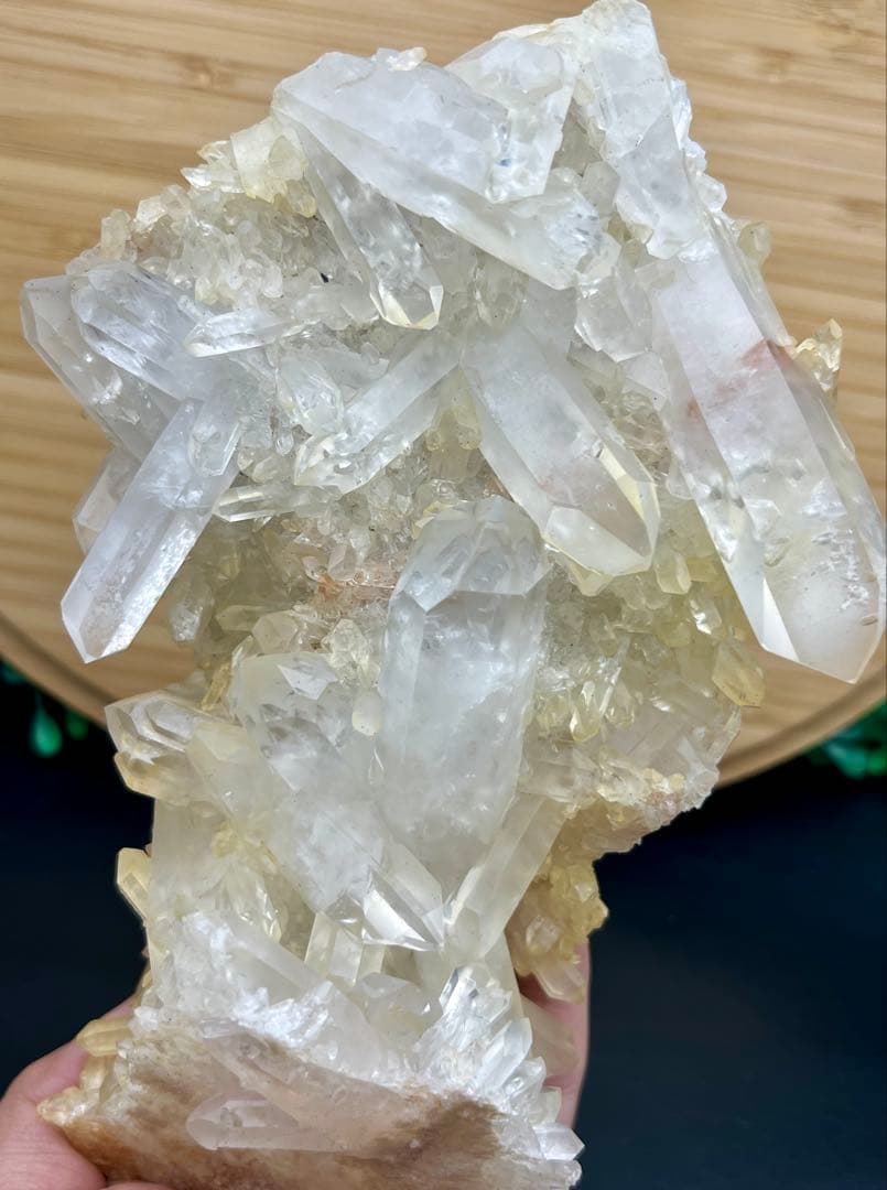 レア★天然水晶クラスターオンクラスター　高品質　ヒマラヤ産　アズライト共生