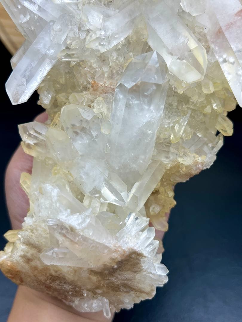 レア★天然水晶クラスターオンクラスター　高品質　ヒマラヤ産　アズライト共生
