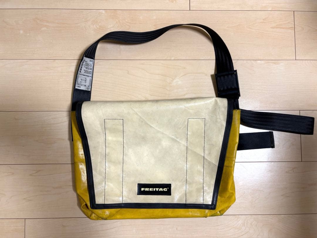 【値下しました】FREITAG フライターグ　メッセンジャーバッグ