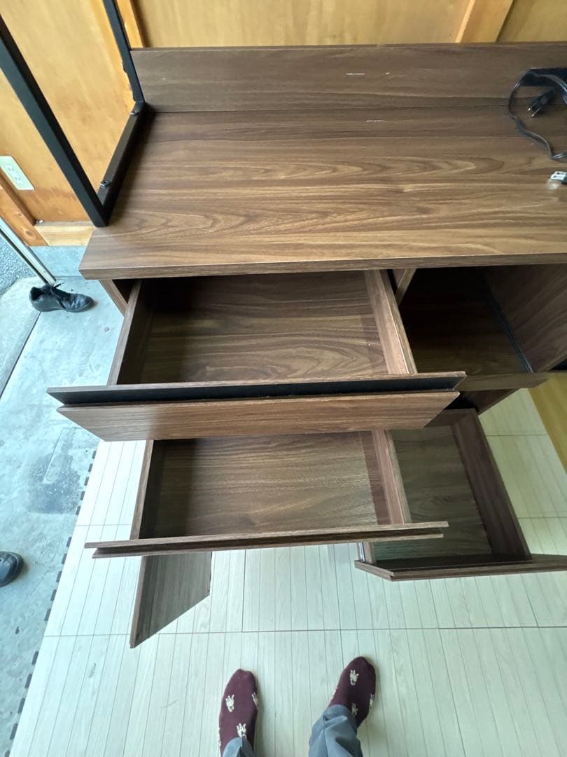 【引取or直配送】YMWORLD (ワイエムワールド) 食器棚