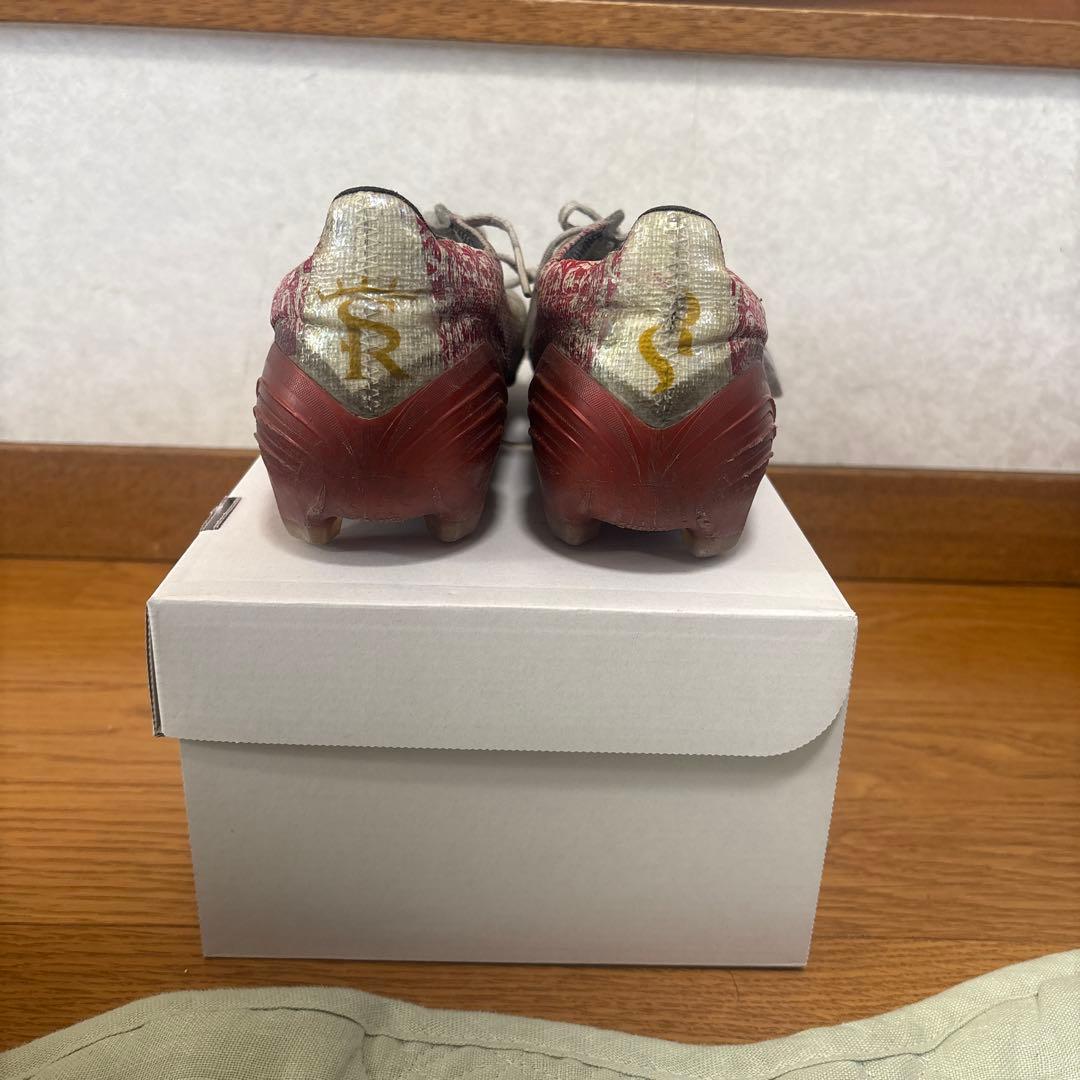 ラモス限定スパイク　赤白黄　スパイク