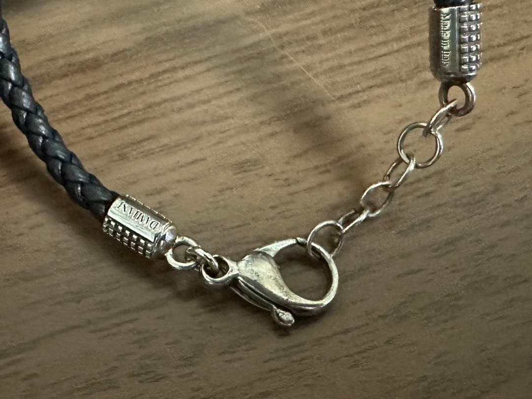 DAMIANI メトロポリタン　レザーブレスレット