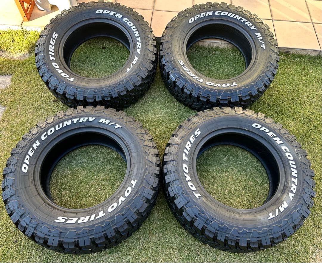 タイヤ・ホイール TOYO TIRES OPEN COUNTRY M/T 225/75R16