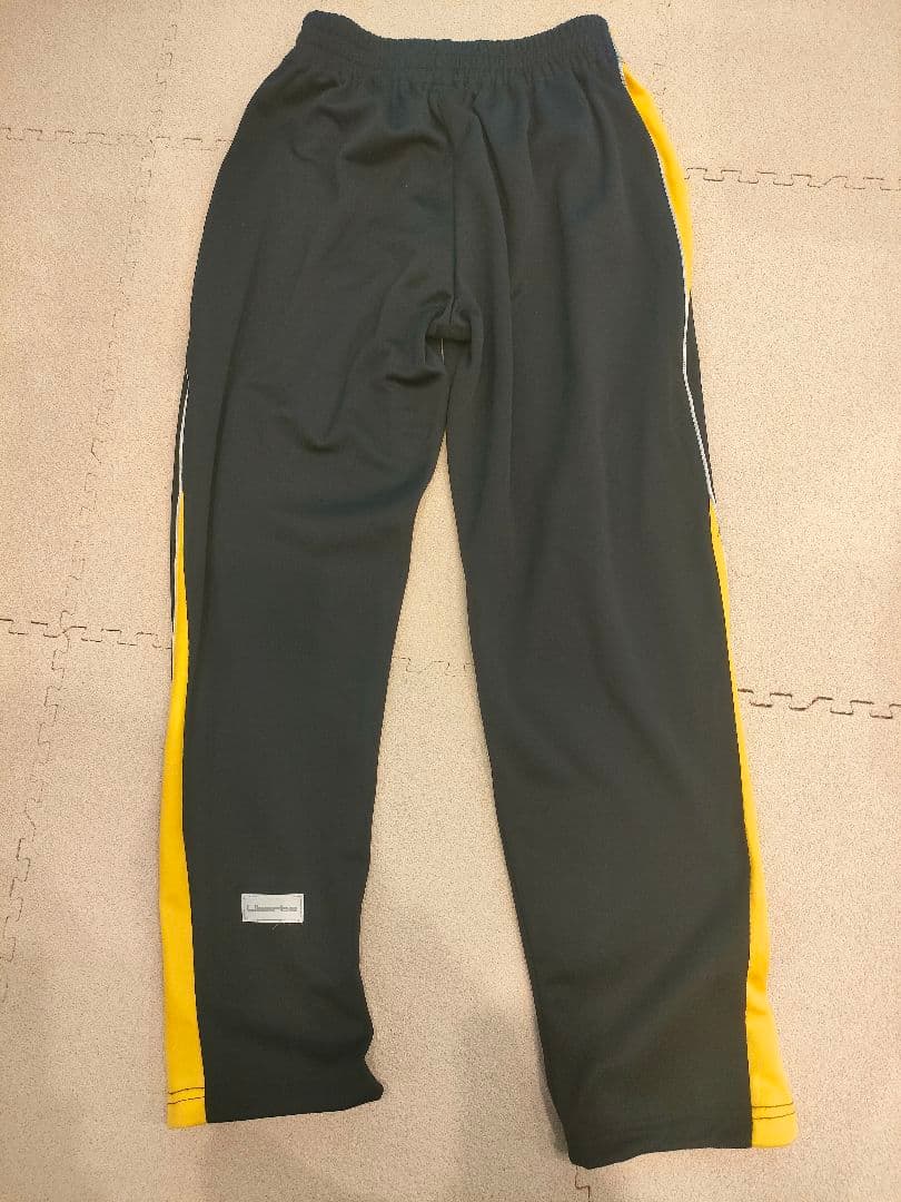 リベルタ　ユニフォーム　上下セット　160cm