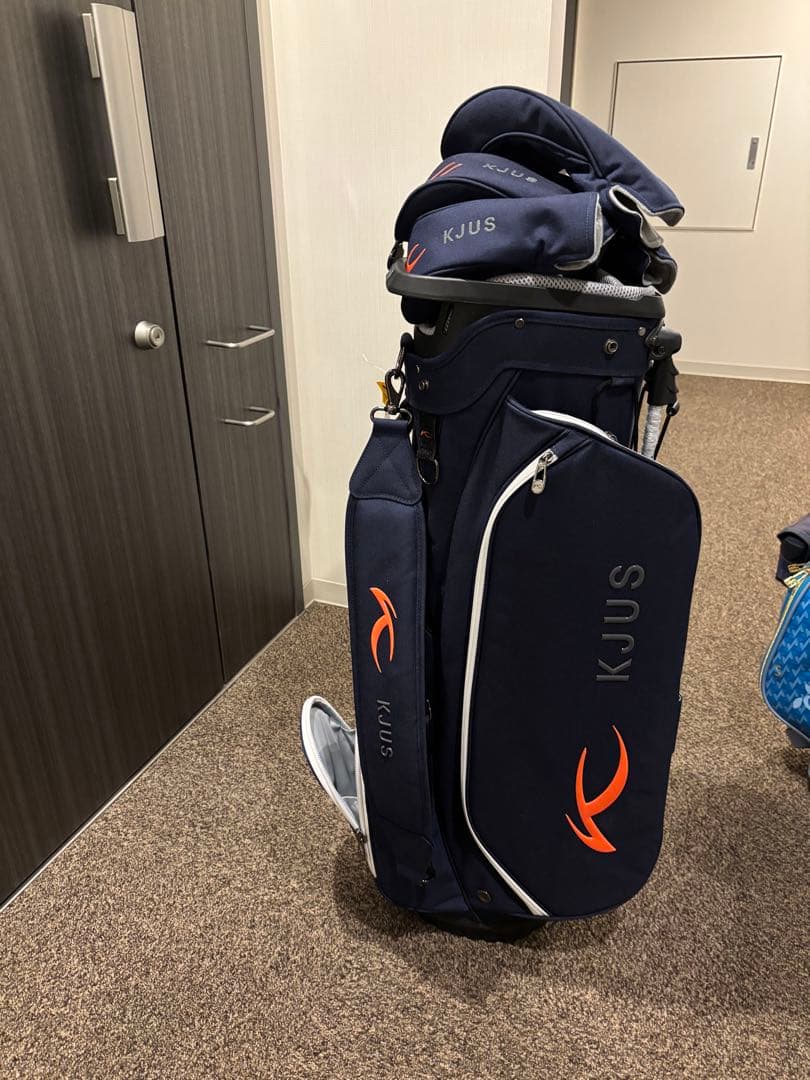 KJUS ネイビー キャディバッグ
