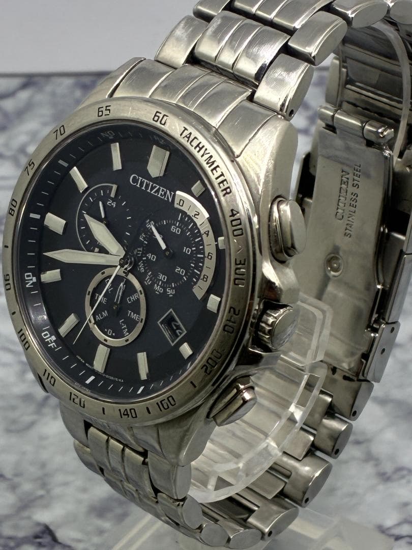 CITIZEN　エコドライブ 電波ソーラー　クロノグラフ　E610　ベゼルキズ有
