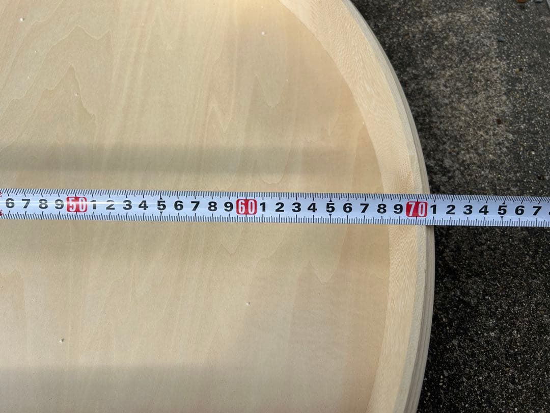 壁掛け丸型飾棚　径72cm
