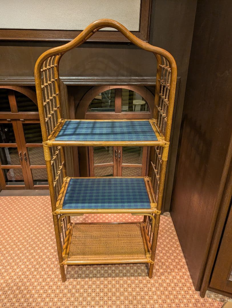 ヴィンテージ ラタン 籐 飾り棚 シェルフ アーチラタン 家具 収納
