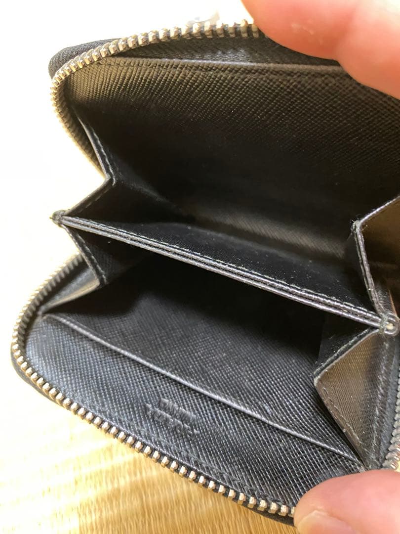 PRADAプラダ ケース 三角ロゴ サフィアーノレザー　美品
