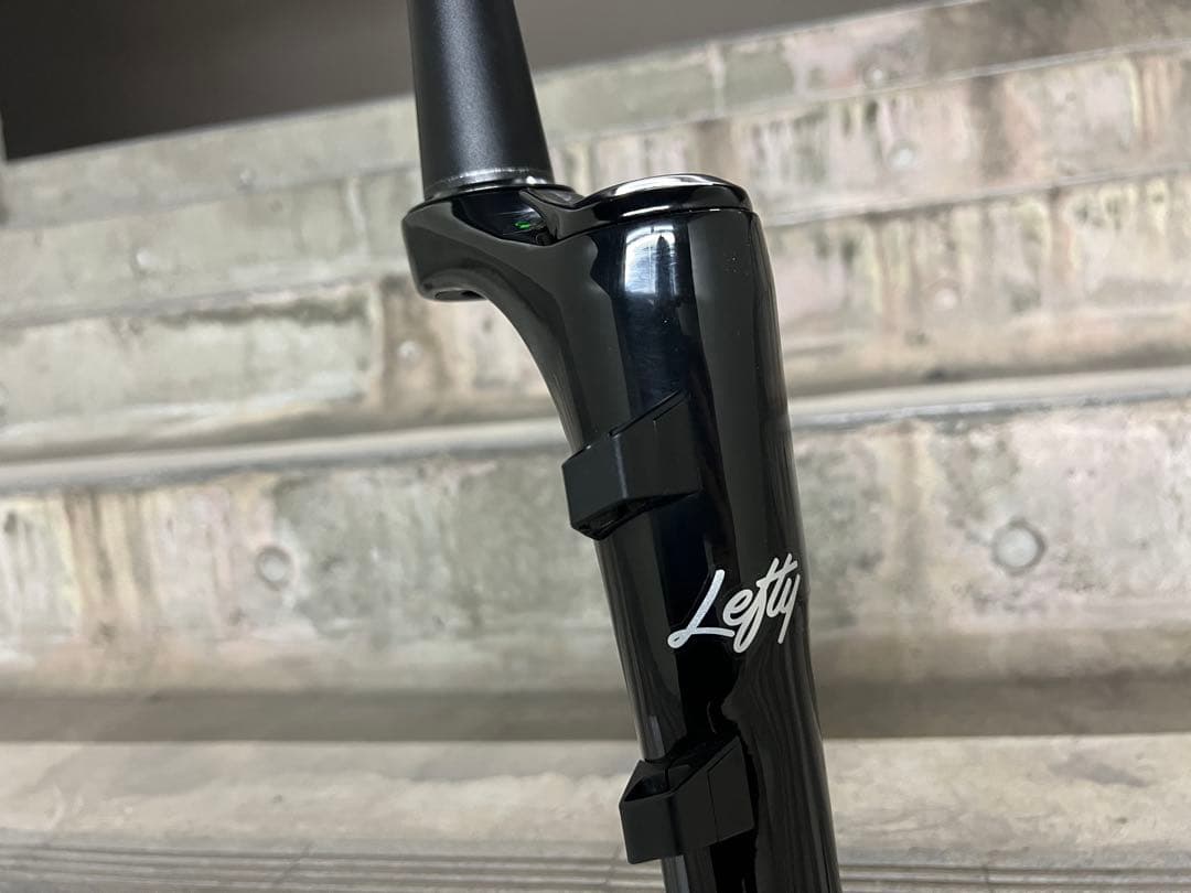 Lefty Oliver 30mm アルミコラム