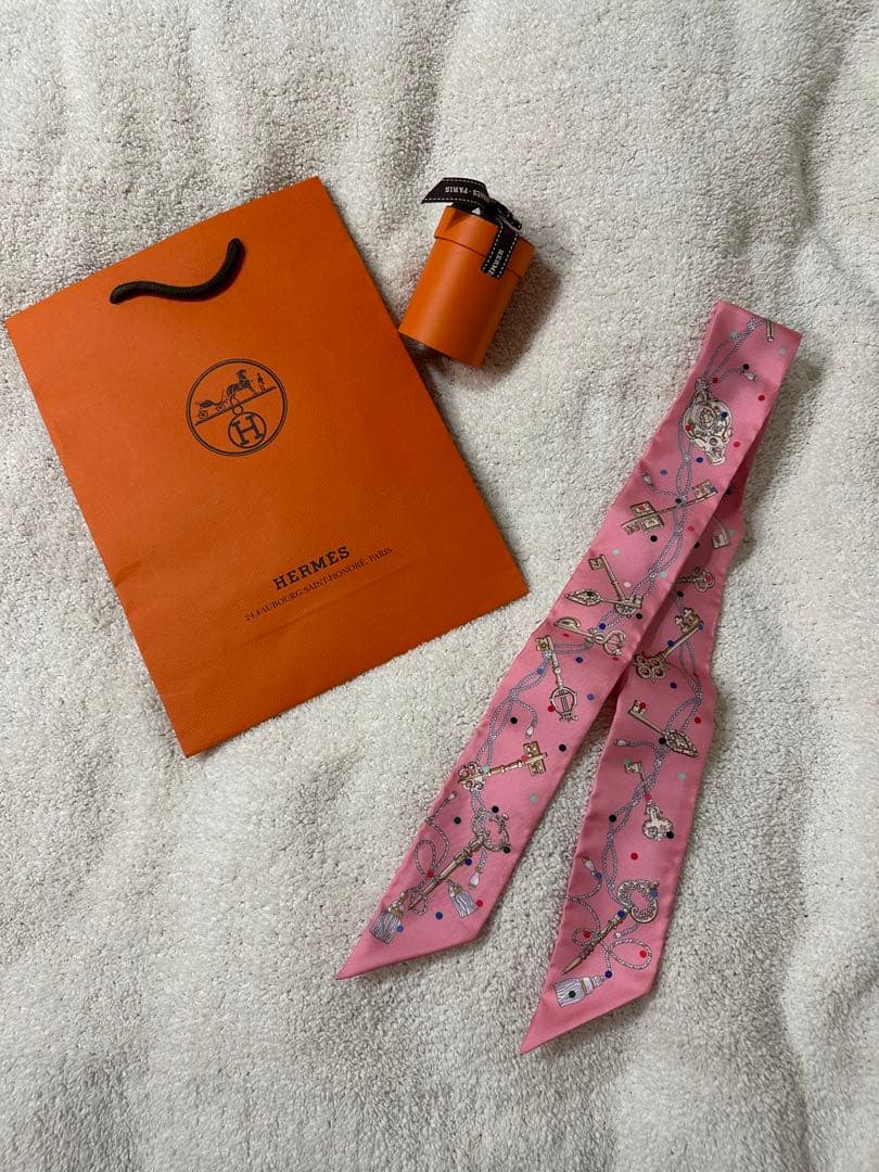 【美品】HERMES(エルメス)ツイリー