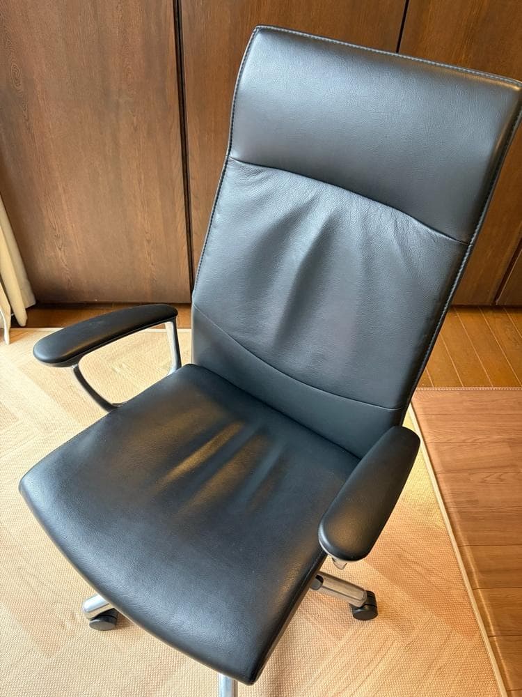 【2019年製・美品】オカムラCEシリーズ エクストラハイバック 本革 ブラック