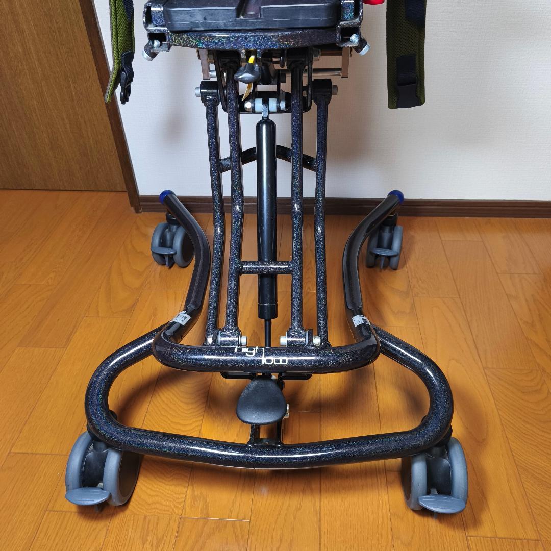 屋内用 座位保持椅子 (高さ調節可)　Pit II x High-Low