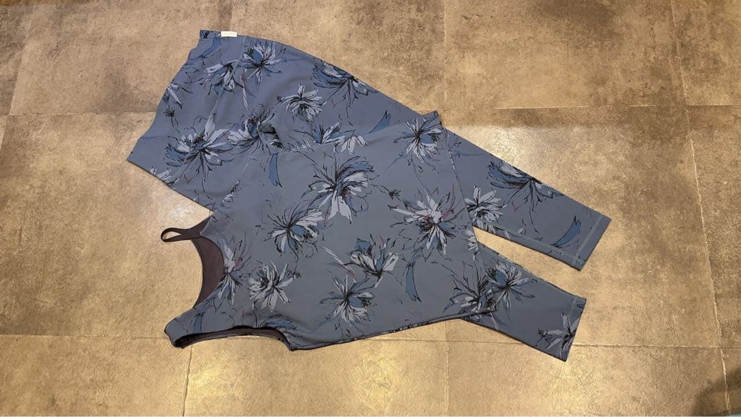 【SUKALA】リブBigフラワープリントブラトップ&レギンス　セット