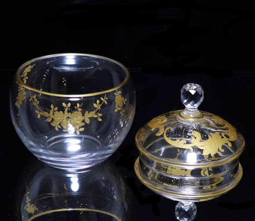 オールド・バカラ 1900年頃 盛り上げ金彩 蓋物 ボンボニエール アートピース