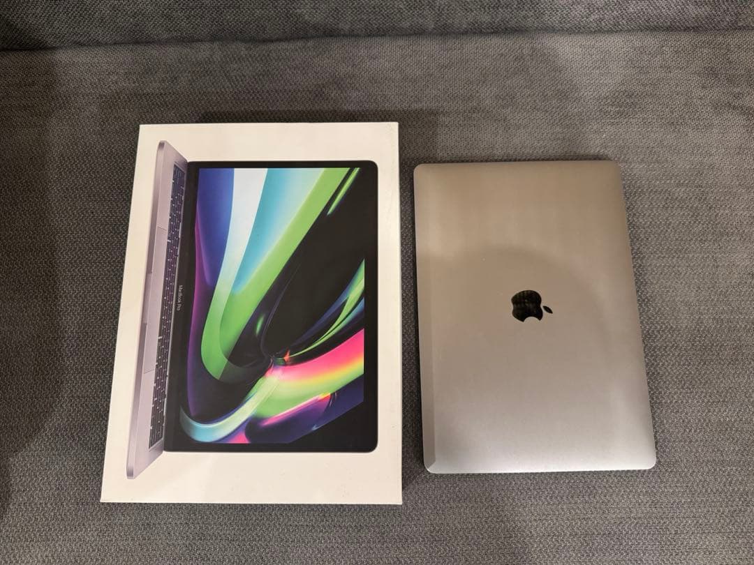 Apple MacBook 13インチ シルバー 本体