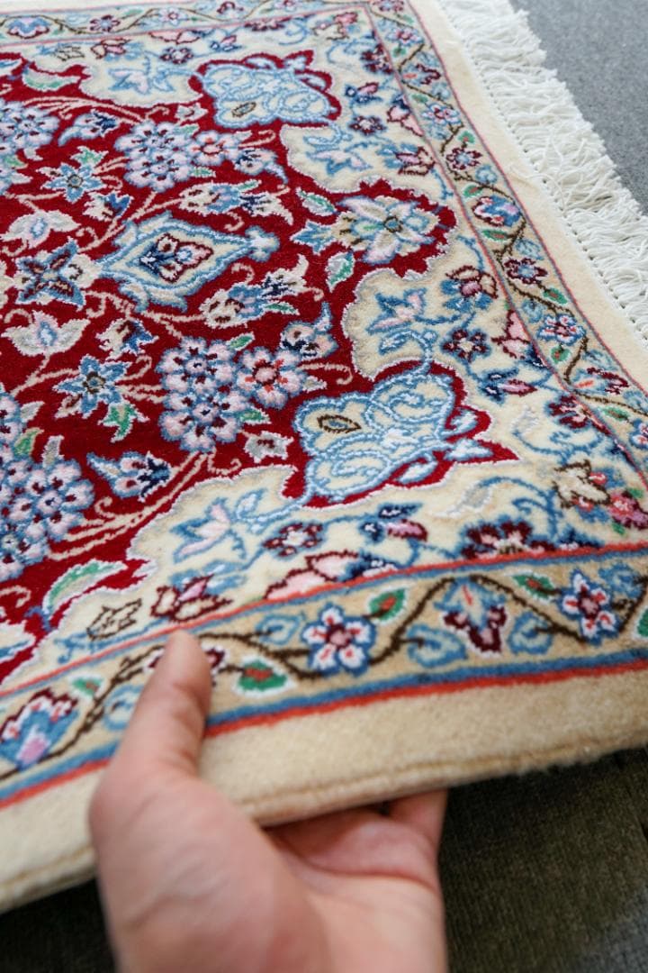 90×62cm　ペルシャ手織り絨毯