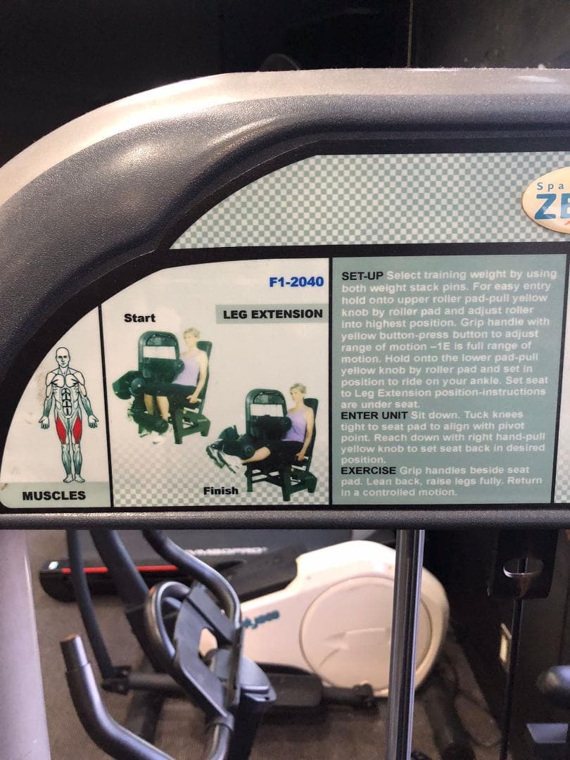 ウエイトトレーニング Leg Extension and Leg Curl