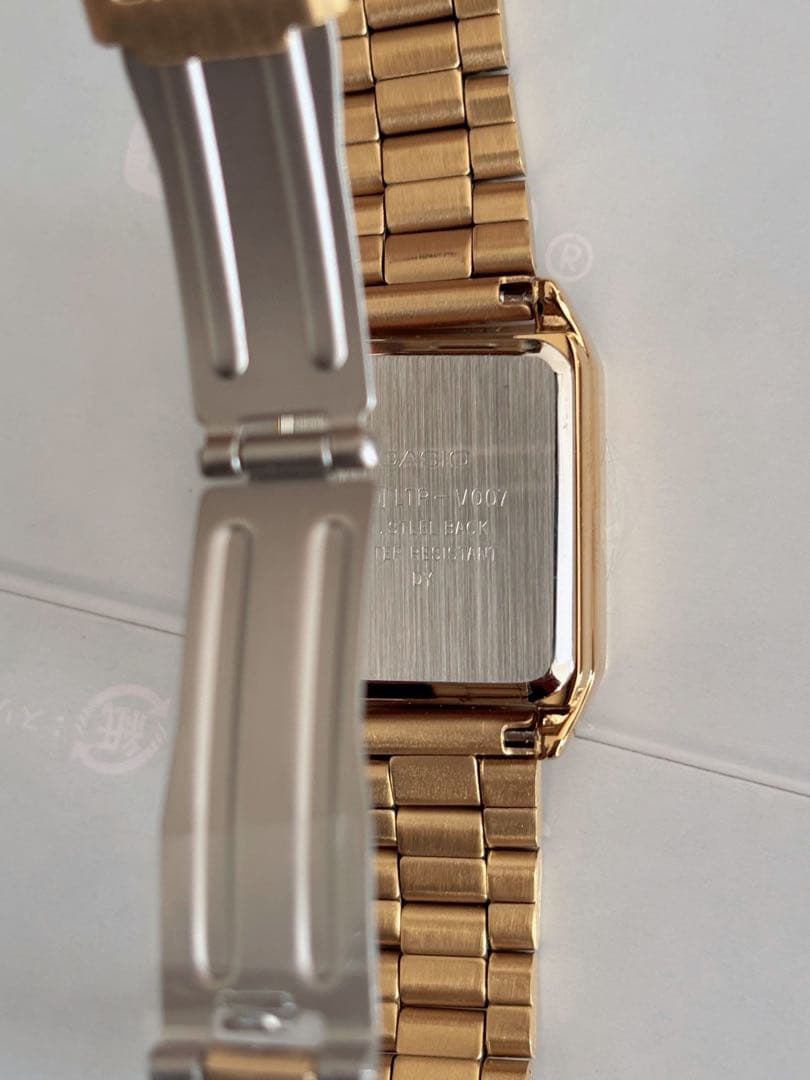 CASIO カシオ LTP-V007G-9B ゴールド 腕時計 試着のみ新品同様