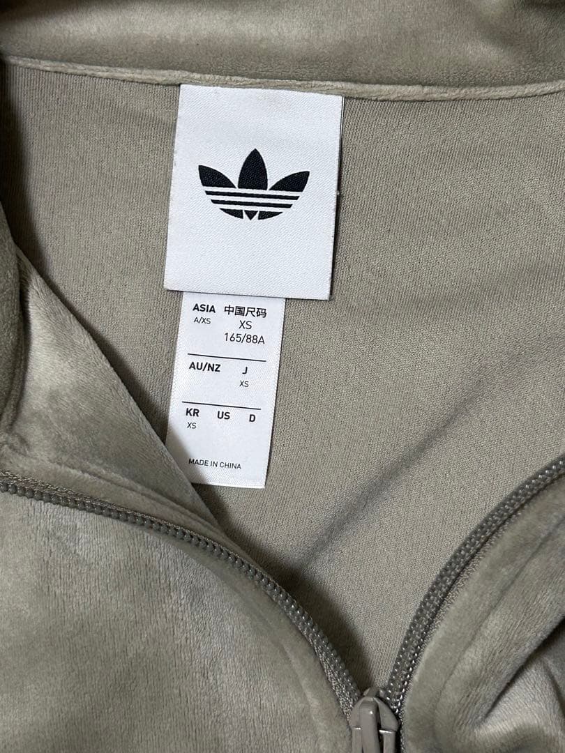 adidas ファイヤーバード　トラックジャケット　ベロア　ベージュ