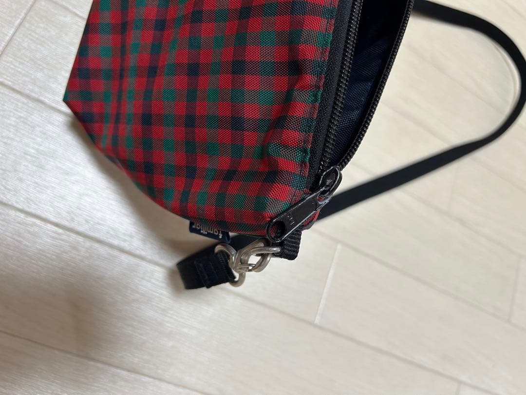 familiar 舟形ポシェット　赤