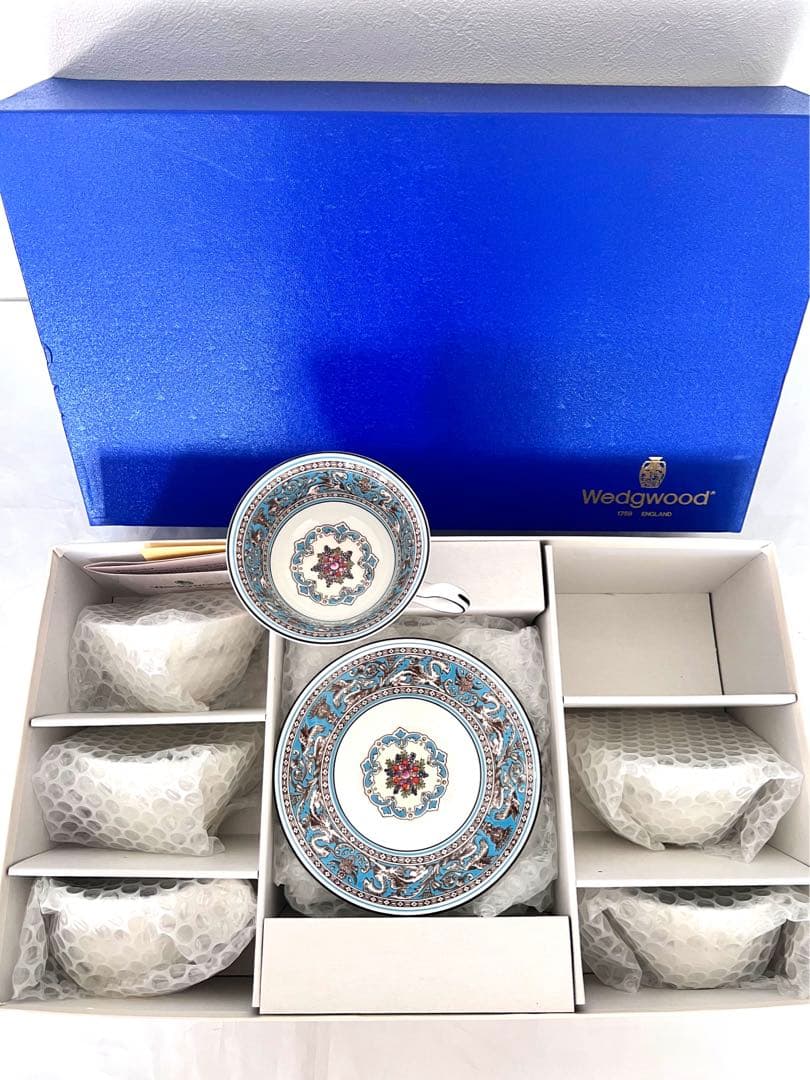 未使用 ウェッジウッド フロレンティーンターコイズ ティーカップ＆ソーサー 6客